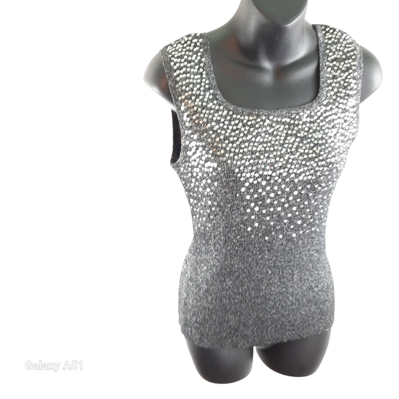 Large Lauren Michelle Grey Beaded Sleeveless elegant Sweater Top - Picture 10 of 17